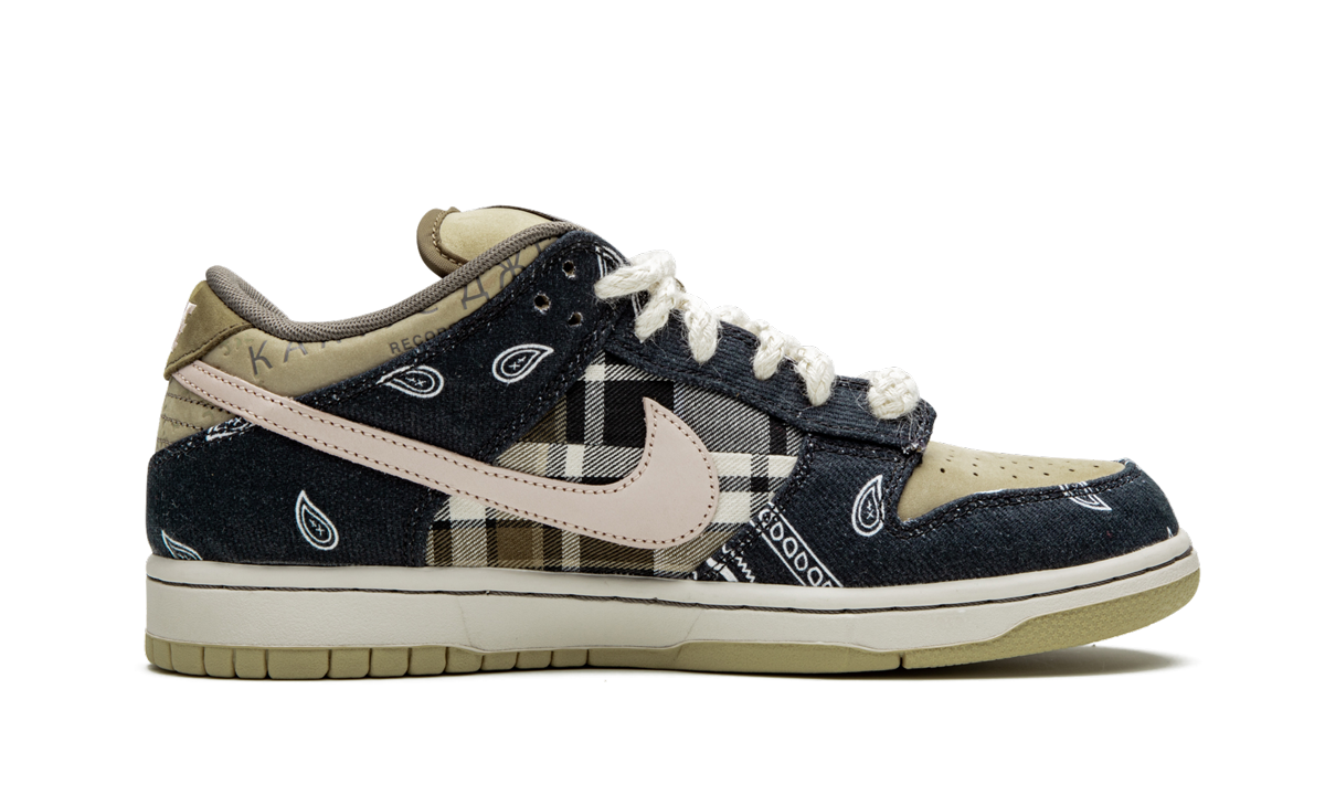 SB Dunk Low QS Special Box "Travis Scott" CT5053 001A
