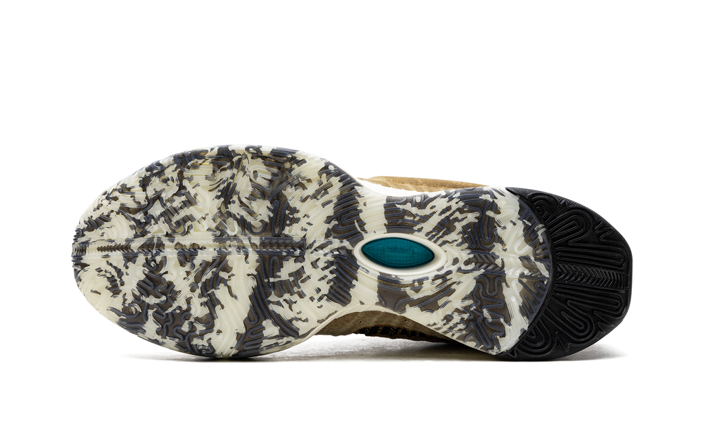 LeBron 21 "The Shop - Metallic Gold" FZ7883 700